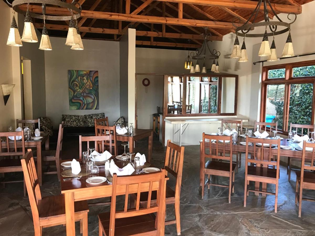Ahadi Lodge Аруша Экстерьер фото