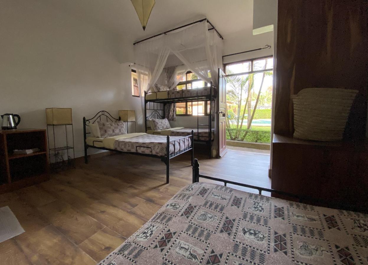 Ahadi Lodge Аруша Экстерьер фото