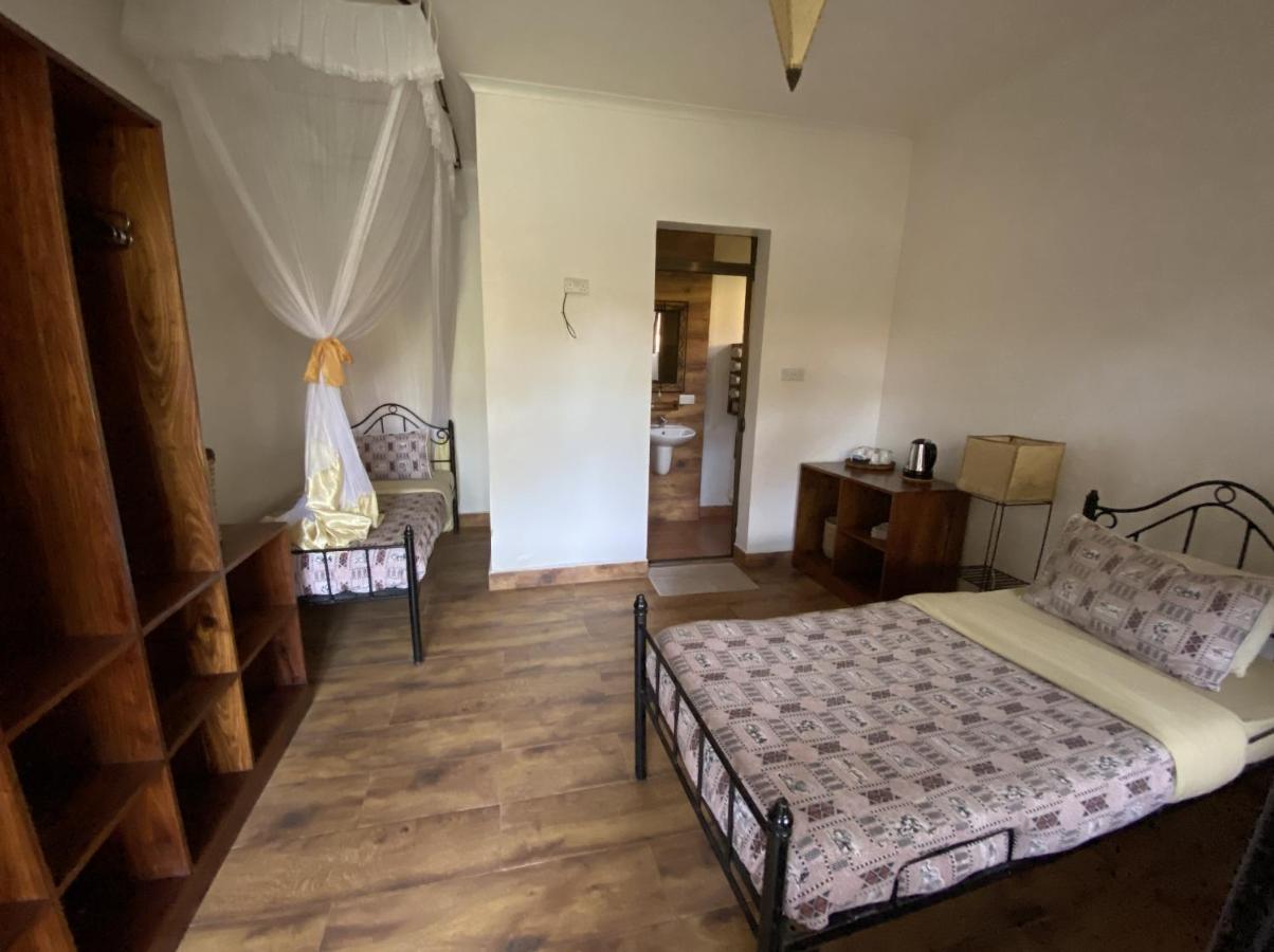 Ahadi Lodge Аруша Экстерьер фото